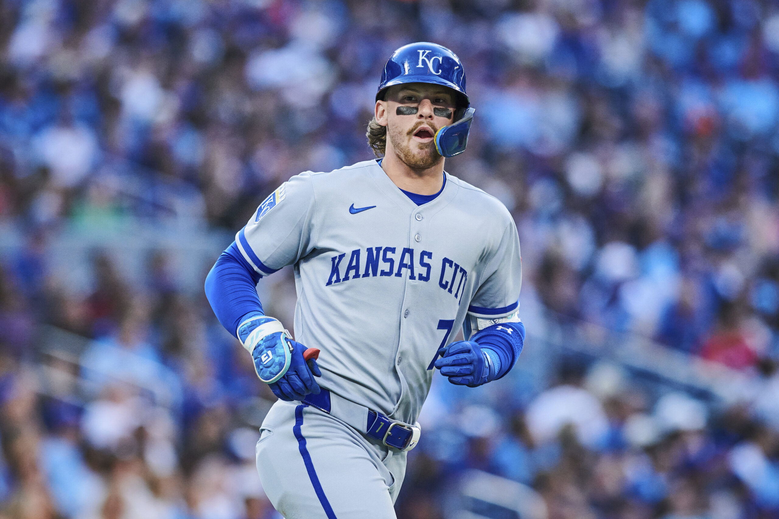Mike Yastrzemski homers in his 1st at-bat as a Royal in 9-3